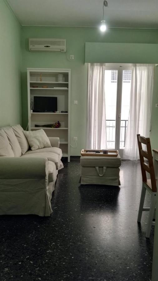 Paris Spacious Beach Apartment 루트라키 외부 사진
