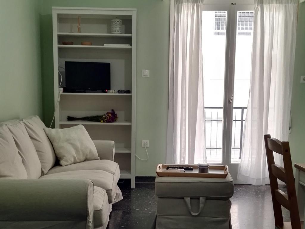 Paris Spacious Beach Apartment 루트라키 외부 사진