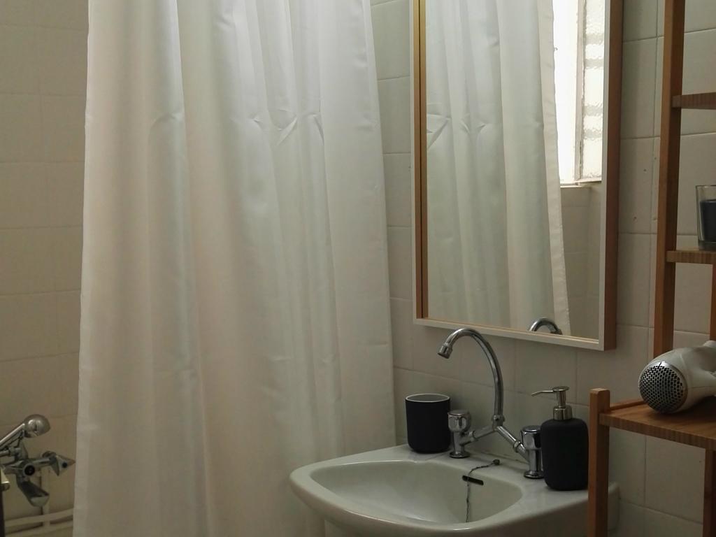 Paris Spacious Beach Apartment 루트라키 외부 사진